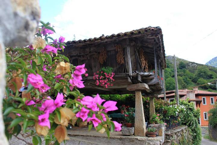 Casa rural para 2 personas, con terraza y vistas en Lagos de Covadonga - 2