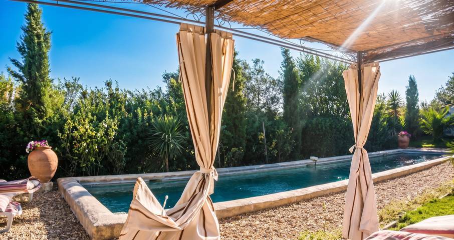 Location de vacances pour 8 personnes à Gabian