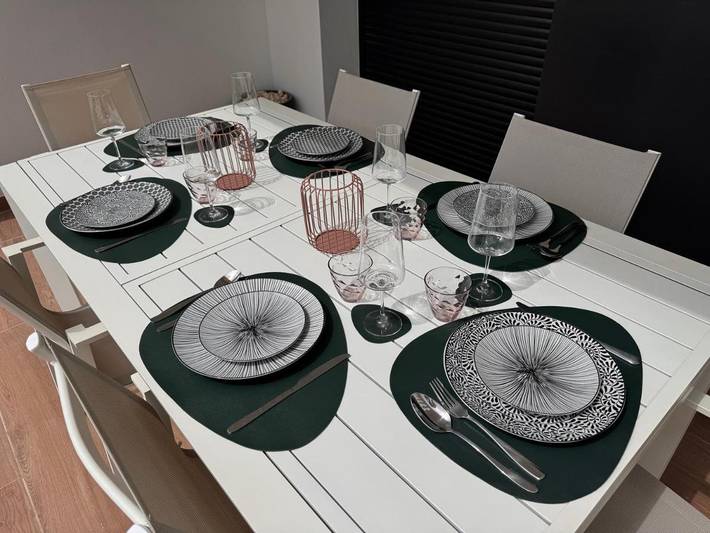 Chalet para 6 personas, con vistas además de piscina y jardín, Se admiten mascotas en Marina Baja - 3