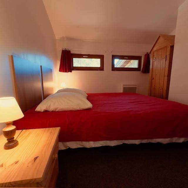 Three-Bedroom Chalet in Garin, Pyrénées