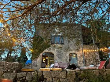 Villa pour 12 Personnes dans Saint-Vincent-Rive-d'Olt, Quercy, Photo 1