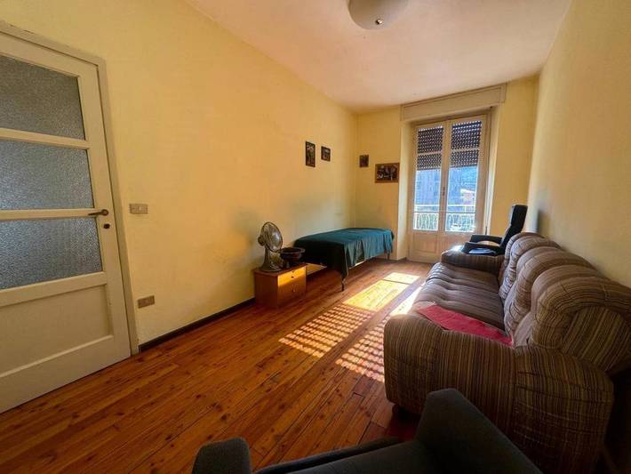 Gîte pour 5 personnes, avec balcon et vue à Sondrio - 2