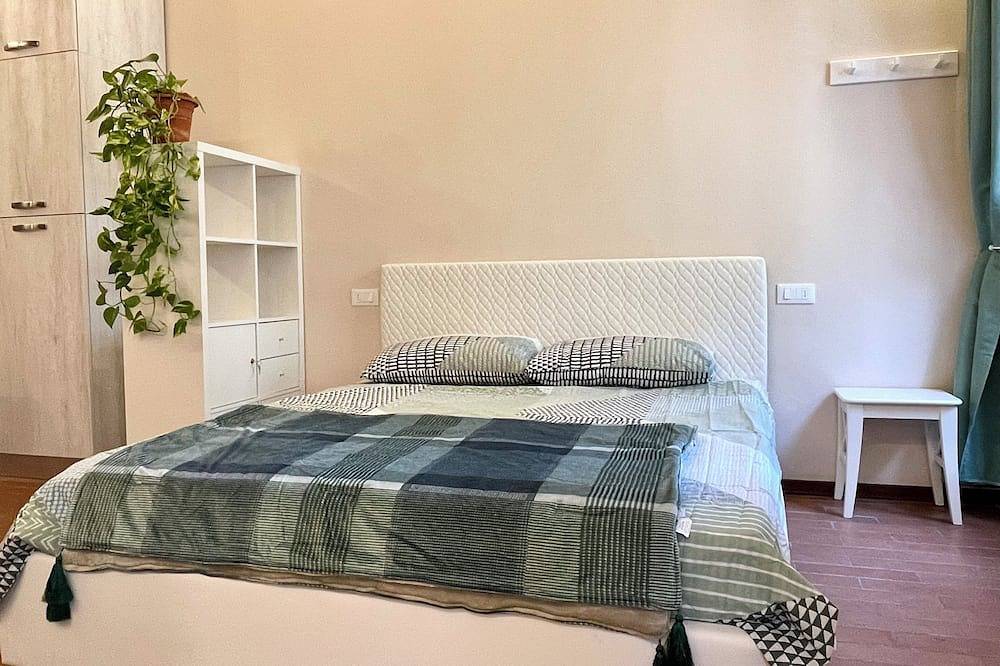 Apartamento entero, 40 m2 studio in the center of Brescia, 90 m from parking, no Zcl in Brescia, Provincia de Brescia