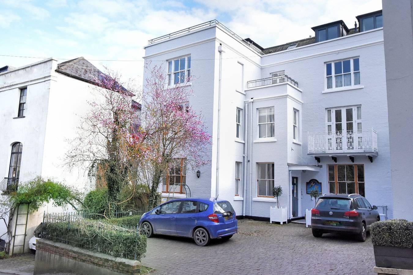 Entire apartment, The Portland Suite in Lyme Regis, Dorset