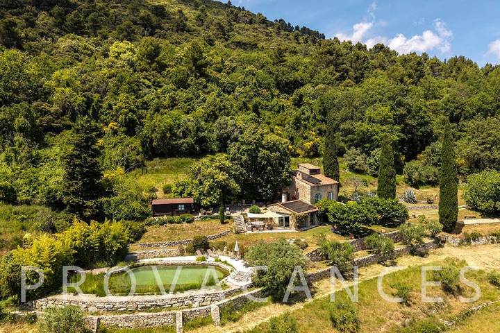 A Rare Gem in Provence with a Natural Pool and Panoramic Views in Seillans, Draguignan region
