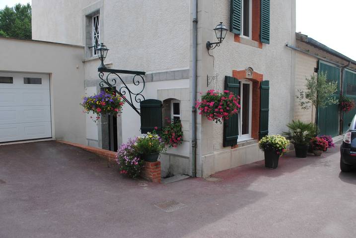 Gîte pour 6 personnes, avec Terrasse et Jardin dans Beine-Nauroy