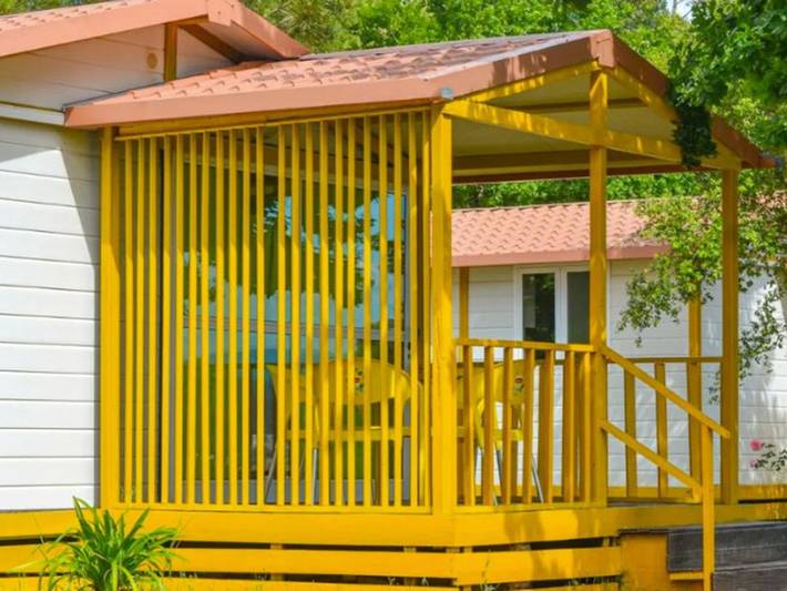 Bungalow para 5 pessoas, com terraço e piscina em Coimbra