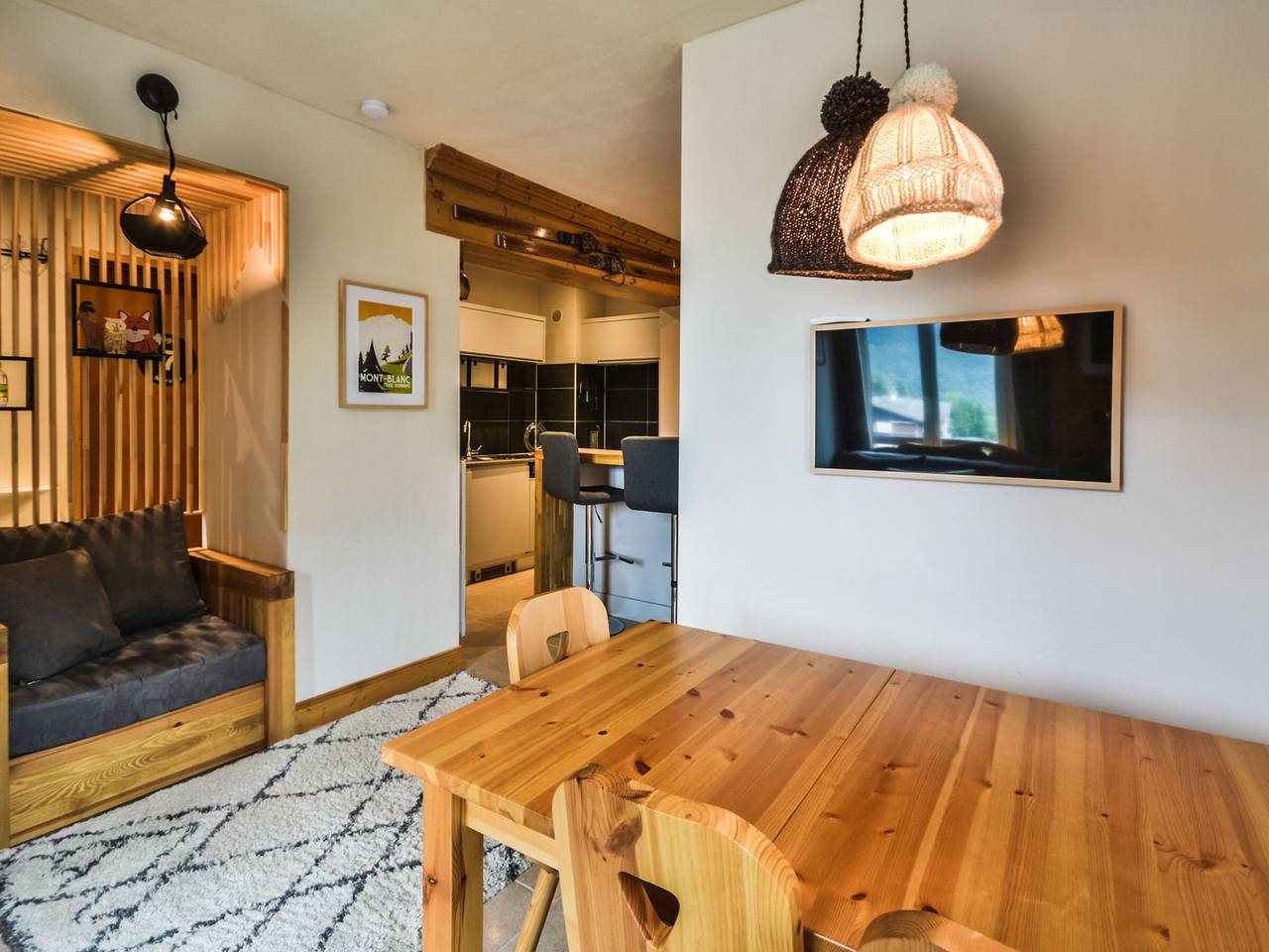Apartamento entero, Moderno apartamento para 6 en Morzine, cerca del teleférico, con balcón, parking y WiFi in Morzine, Les Portes du Soleil