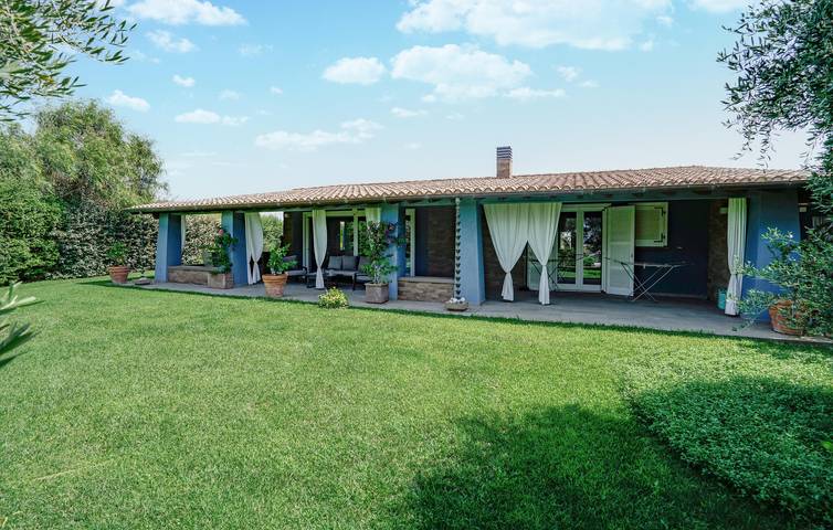 Appartement confortable avec piscine, Wi-Fi et parking près de Pescia Romana in Montalto di Castro, Province de Viterbo