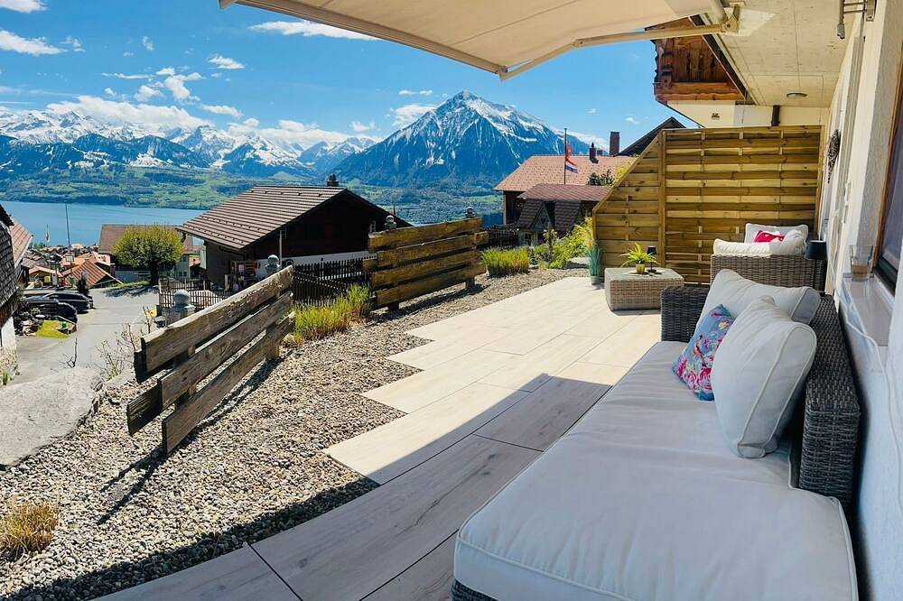 Geheel appartement, Chalet Alpenblick in Sigriswil, Meer van Thun