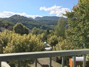 Hôtel pour 2 personnes, avec jardin et bassin pour enfant ainsi que piscine et vue, adapté aux familles à Saint-Girons (Ariège)