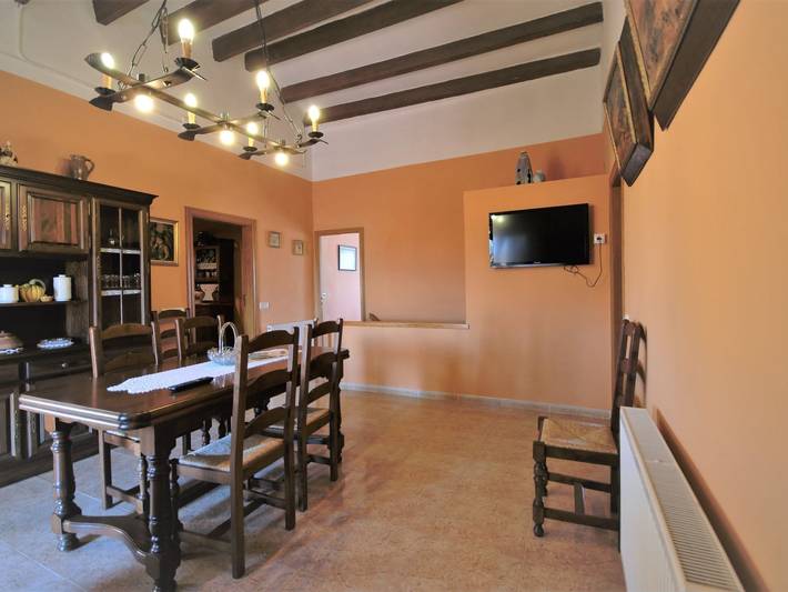 Casa rural para 12 personas, con Terraza en Garrigás - 4