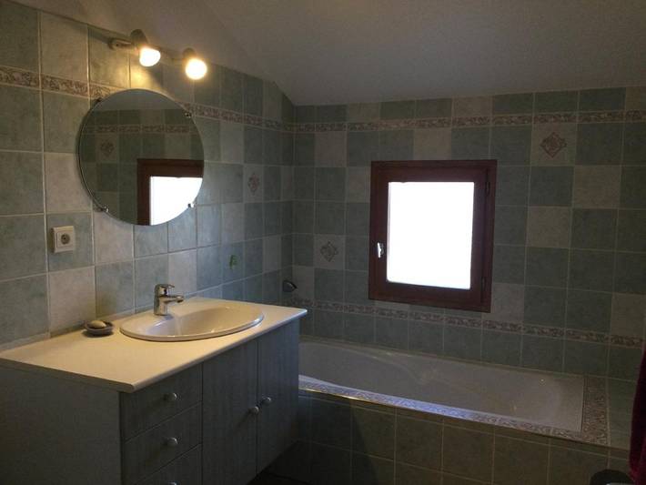 Location de vacances pour 8 personnes, avec jardin ainsi que vue et piscine, adapté aux familles à Tulette - 4