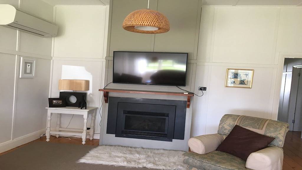 Wisteria Cottage - gegenüber dem Strand in Indented Head, Bellarine