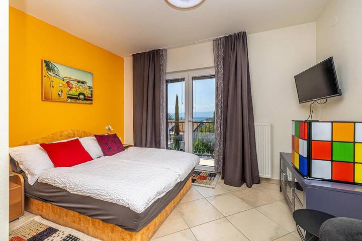 Maison d’hôte pour 4 personnes, avec piscine et jardin dans Krk - 2