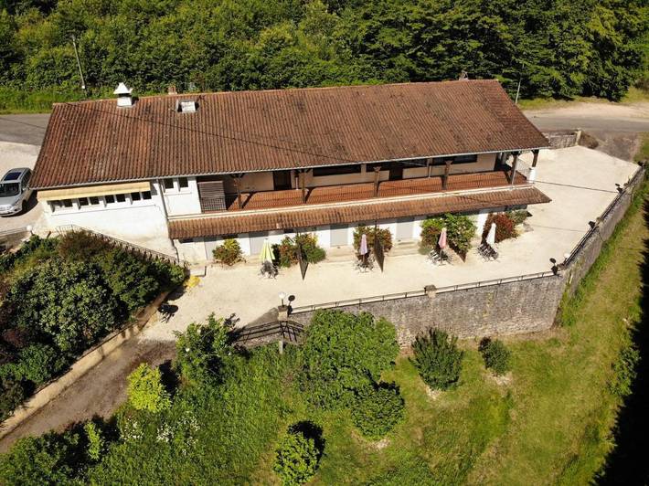 Appartement de vacances pour 2 personnes, avec terrasse et piscine, animaux acceptés