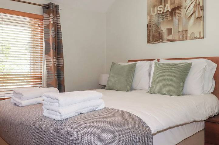 1 Grenville Road, pet friendly, country holiday cottage in Truro in Truro, Cornouailles