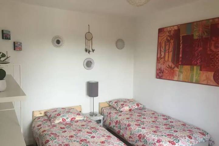 Location de vacances pour 10 personnes, avec terrasse et jardin à Achicourt - 4