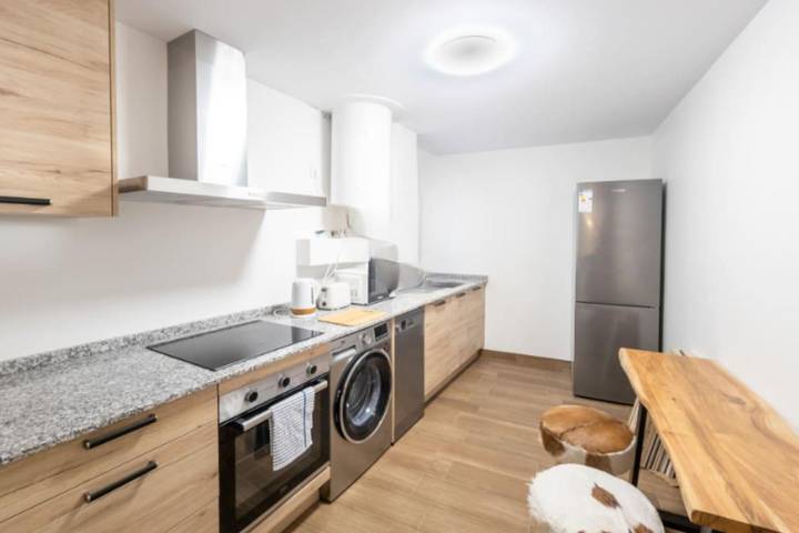 Holiday apartment for 7 people, with lake view and ocean view as well as balcony, child-friendly in Estepona Old Town