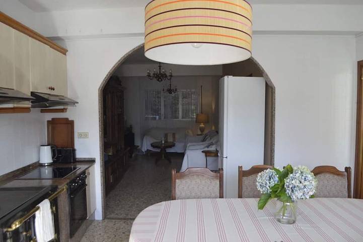 The Perfect Getaway in Finisterre – A Country House with Ocean Views 🌅 in Cee, Costa da Morte