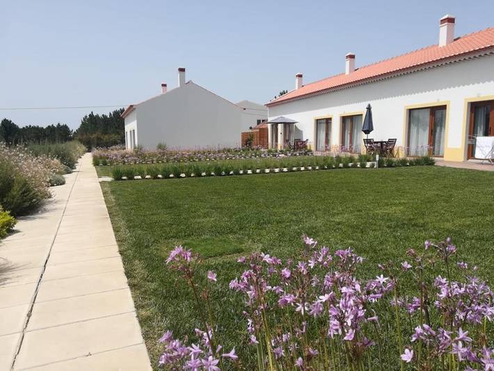 Maison de campagne pour 4 personnes, avec jardin et vue dans Rogil - 3