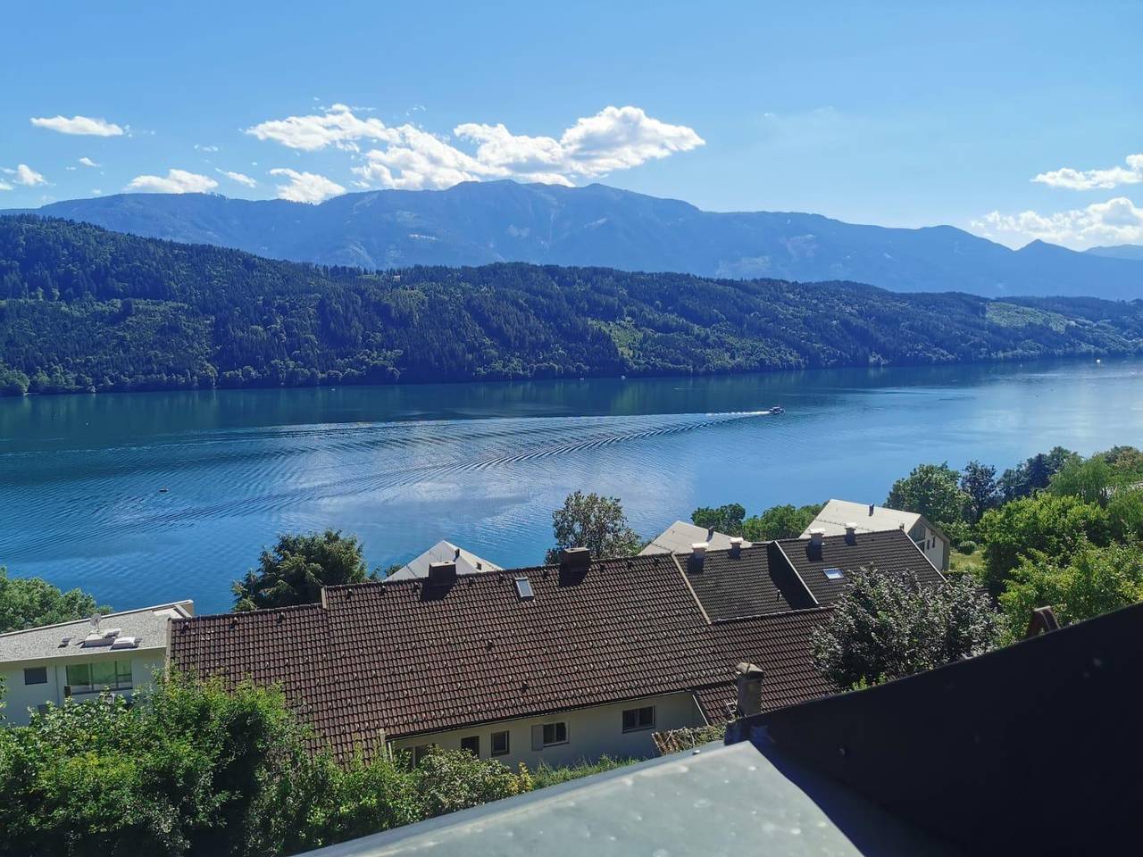 Ganze Ferienwohnung, Lake View mit 2 Schlafzimmer in Millstatt, Bezirk Spittal an der Drau