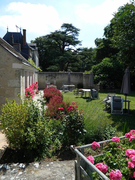 Gîte pour 2 personnes, avec jardin à Lussault-sur-Loire - 3