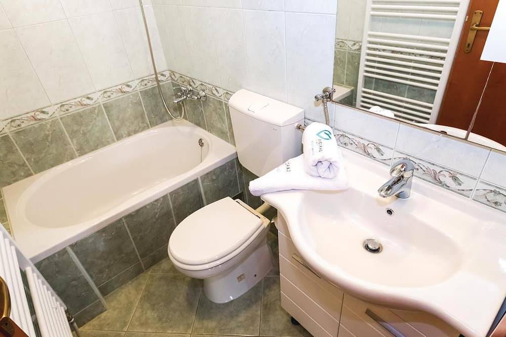 Ganze Wohnung, Haustierfreundliches Apartment in Biograd mit. in Biograd na Moru, Zadar