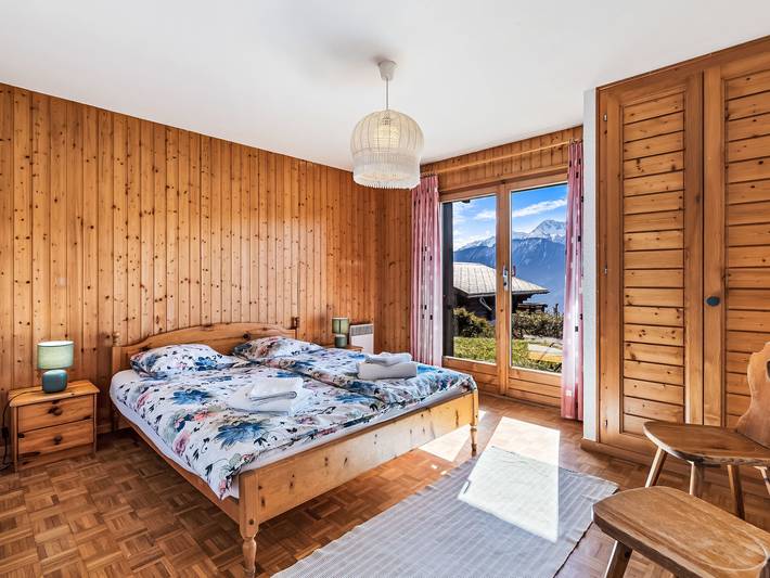 Location de vacances pour 6 personnes, avec jardin à Randogne - 4