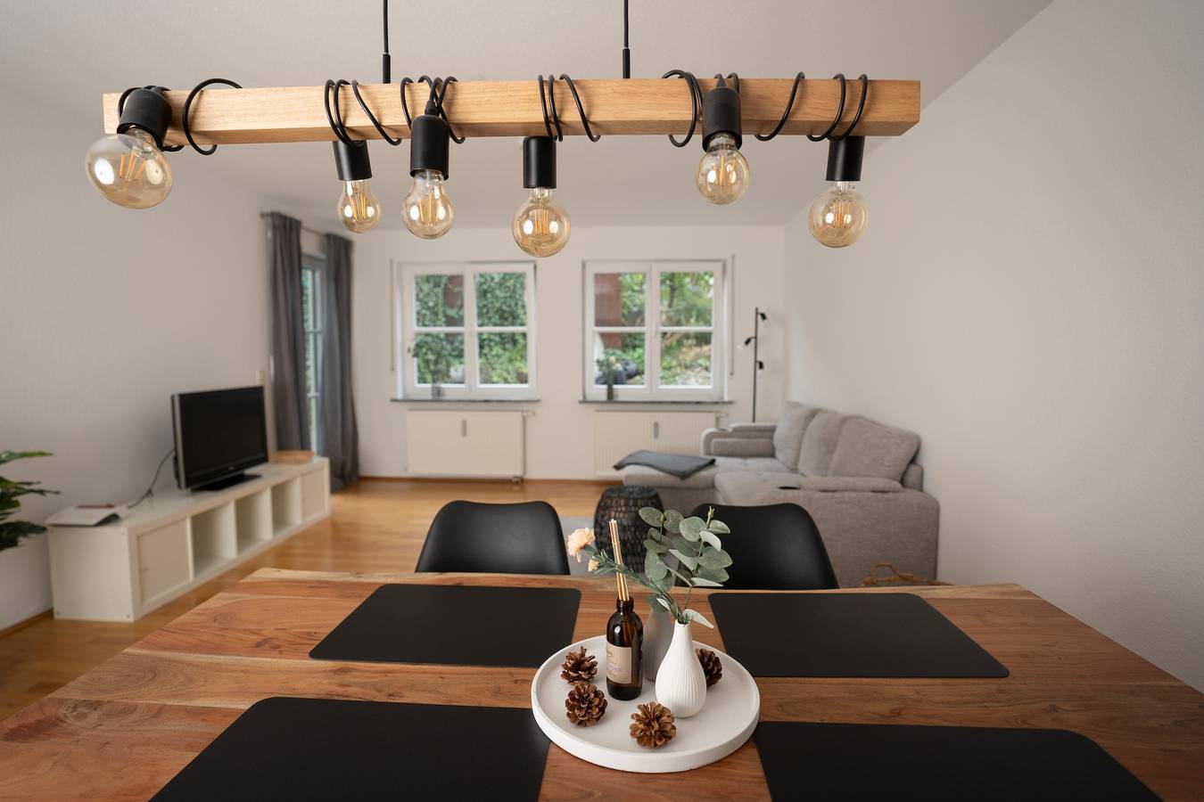 Ganze Wohnung, 'Lo Ferienwohnung' mit Terrasse und Wlan in Friedrichshafen, Region Bodensee-Oberschwaben