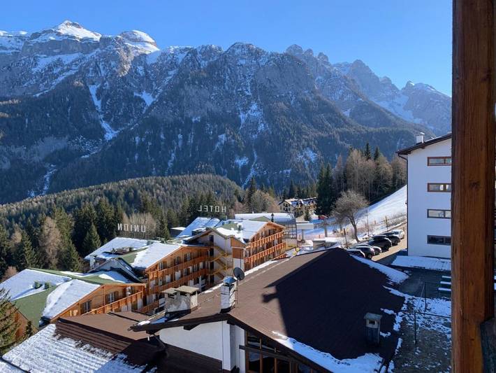 Appartamento per 4 persone, con Balcone e Terrazza nonché Panorama a Folgarida