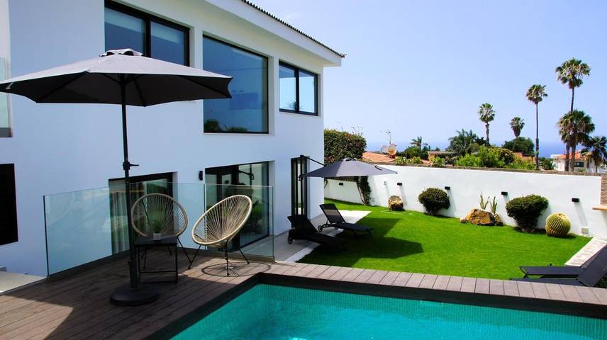 Casa rural para 8 personas, con piscina además de vistas y jardín en Puerto de la Cruz