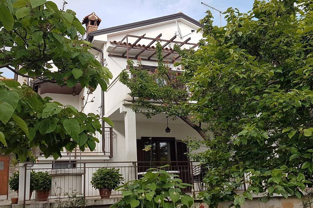 Ganze Wohnung, Ferienwohnungen Mary - Martinscica - Insel Cres in Martinscica, Cres