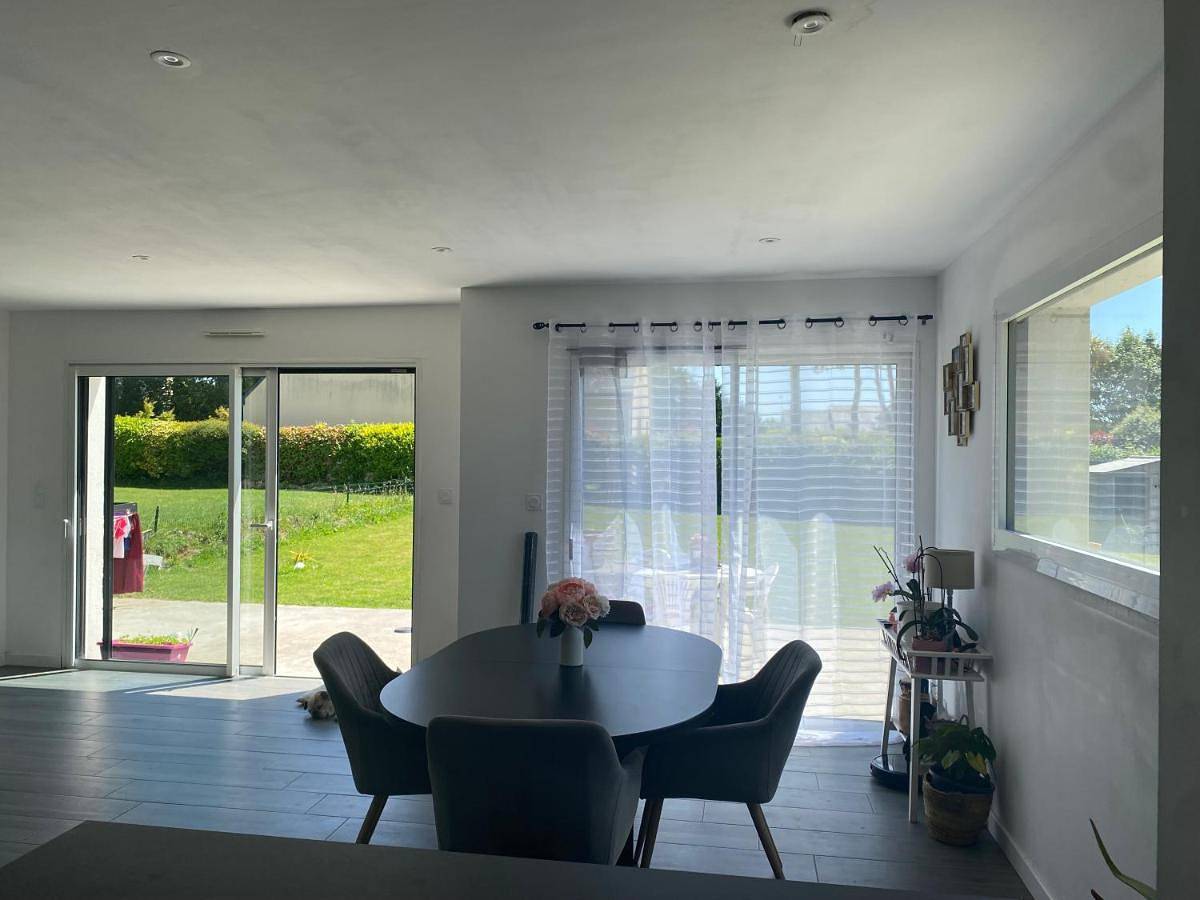 Two-Bedroom House in Tréméoc, Côte de Cornouaille