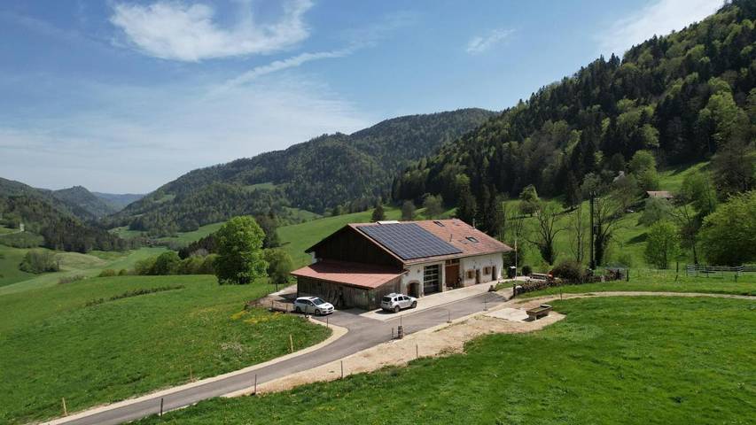 Gîte pour 4 personnes, avec vue et jardin, adapté aux familles dans Soubey - 4