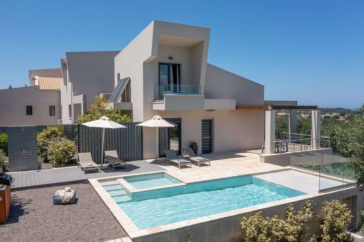 Villa mit pool für 4 Personen, mit Garten und Kinderpool in Griechenland
