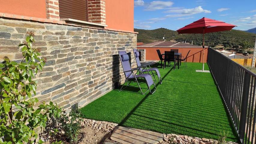 Casa rural con piscina para 2 personas, con jardín además de vistas y piscina en Provincia de Cáceres - 2