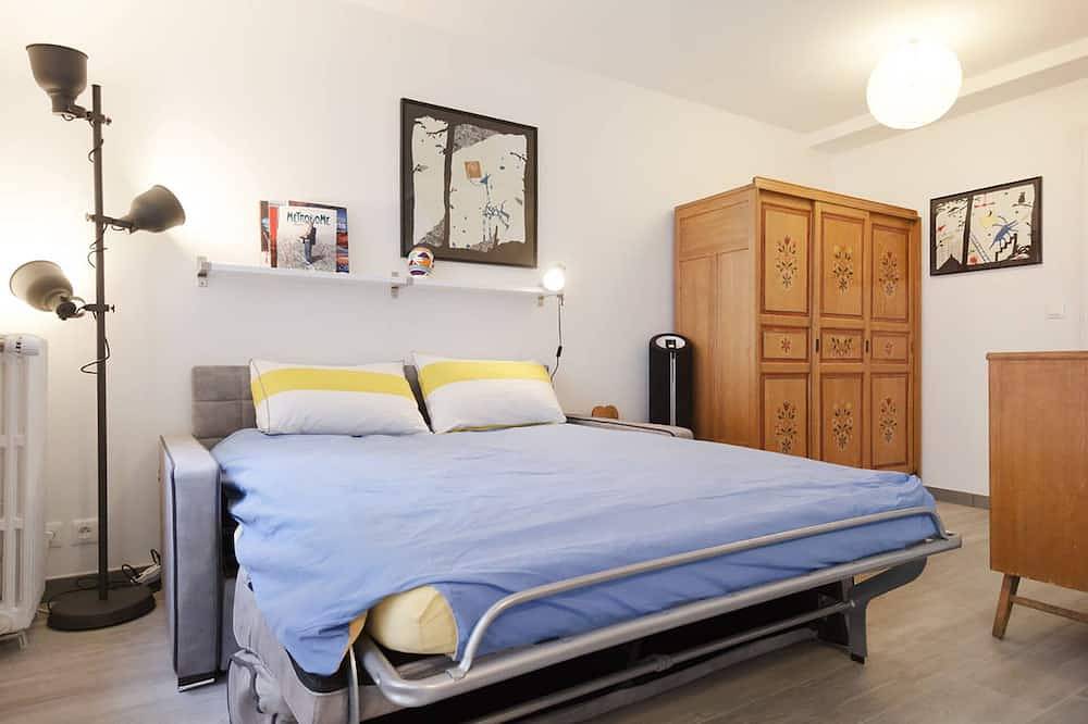 Apartamento entero, Estudio en nuestras casas a 2 pasos de la Place Gambetta in París, Isla de Francia