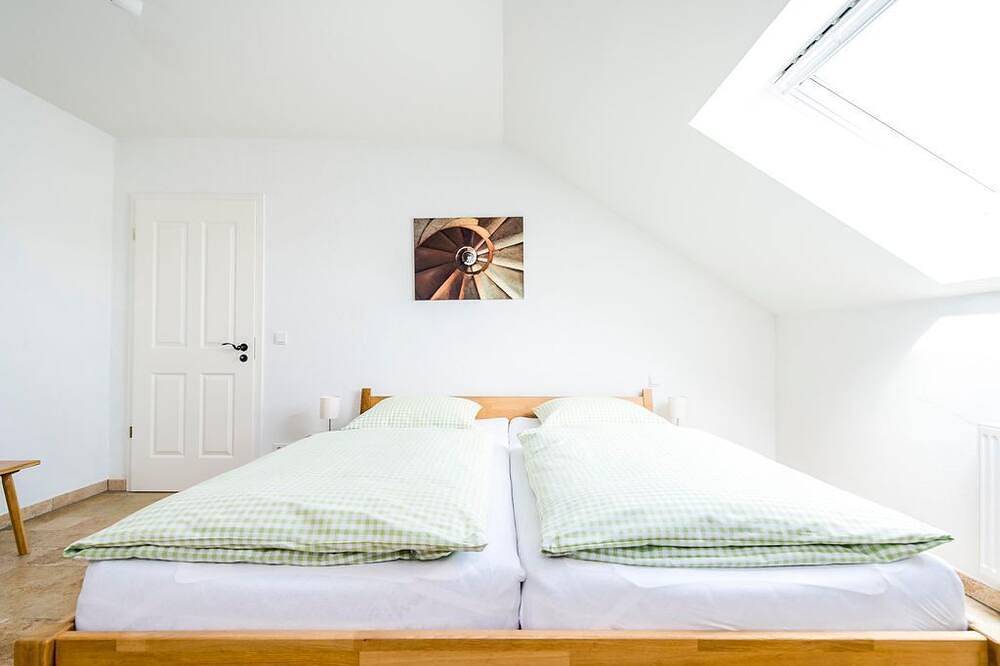 Wohnung Schwarzenburg - Hofgut Dösterhof - Ferienwohnungen in Wadern, Saar-Nahe-Bergland