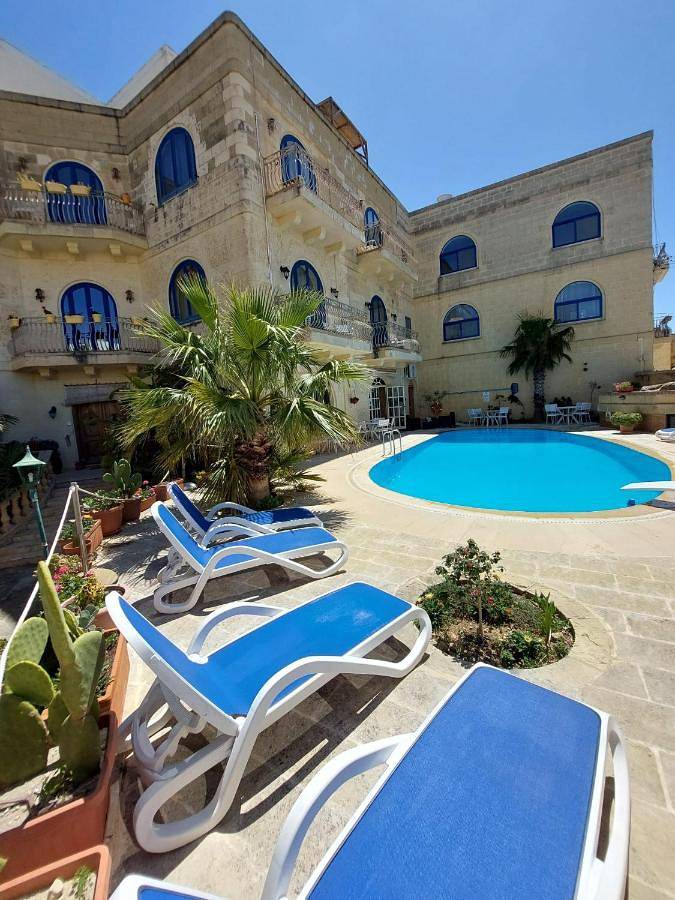 Economy Double or Twin Room in Ta' Ċenċ, Sannat