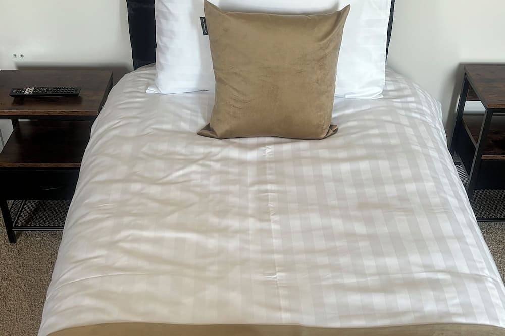 Marine Aparthotel - Family Room in Thurso, Highlands