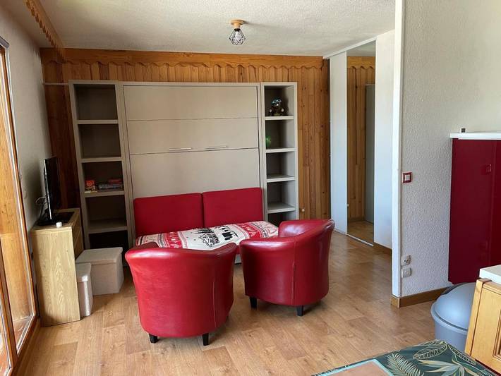 Gîte pour 4 personnes, avec vue et terrasse dans Saint-Jean-Montclar - 2