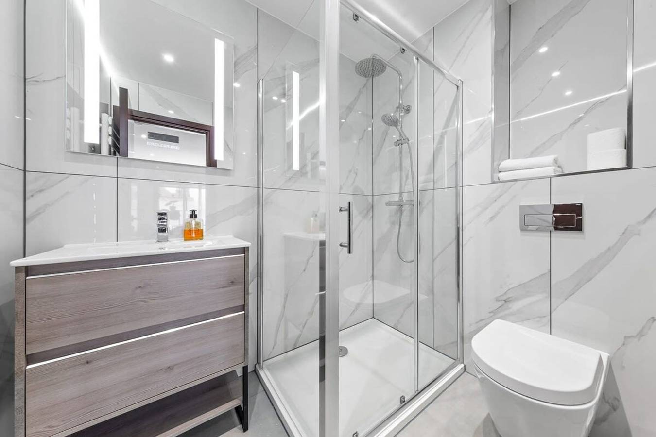 Entire apartment, Luxury Studio Flat near Kings Cross Station London in London, South East England