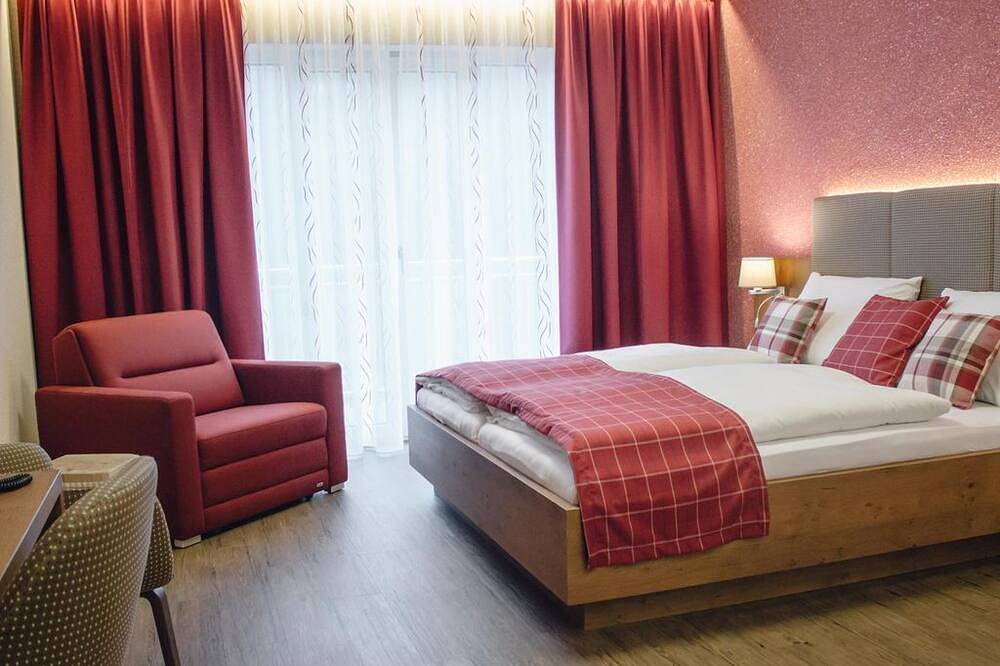 Doppelzimmer Berg, Du/Wc - Gasthof-Pension Luger - am Donauradweg, Donausteig in Neustift im Mühlkreis, Bezirk Rohrbach