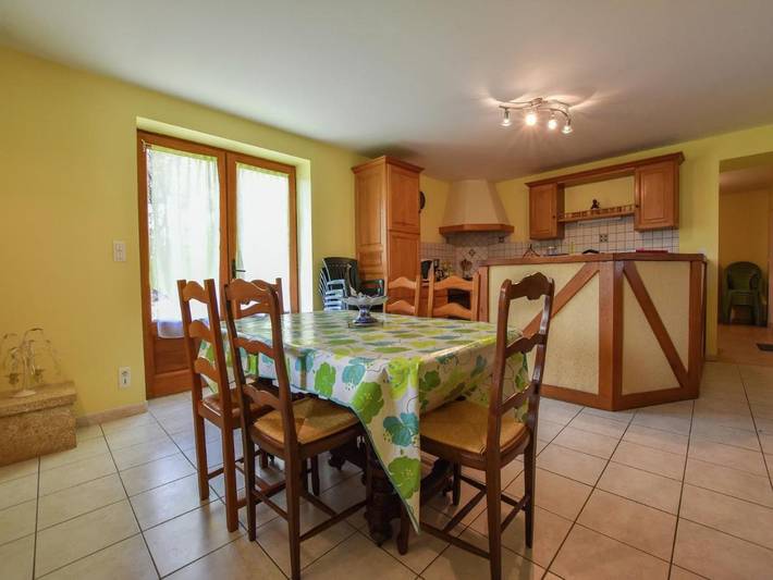 Location de vacances pour 8 personnes, avec terrasse et jardin, animaux acceptés à Cazals - 3