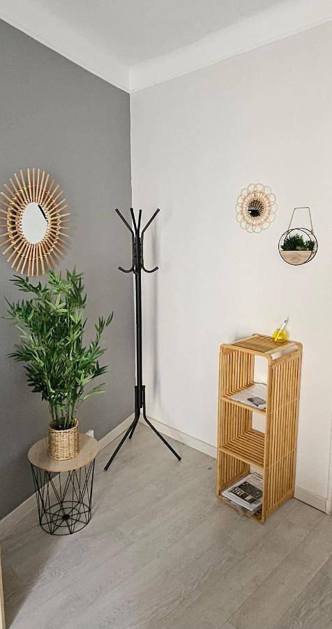 Appartement entier, One-Bedroom Apartment in Rivesaltes, Côte méditerranéenne (France)