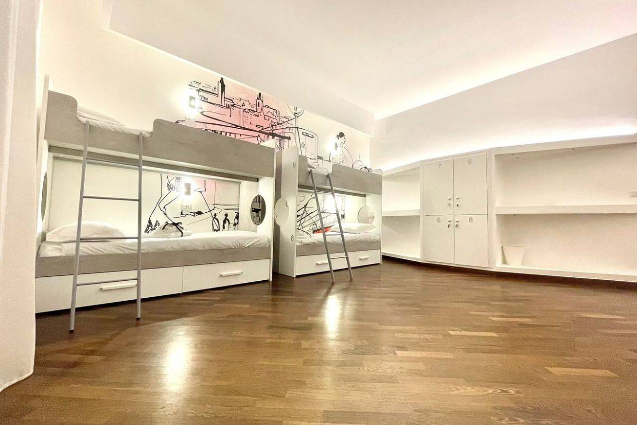 Entire apartment, Barirooms - Abate Gimma Bed with a Shared Bathrooms in Bari, Bari Province