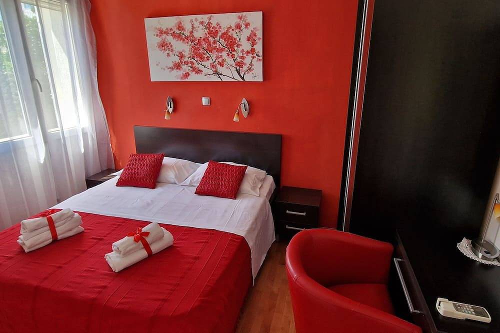 Ganze Wohnung, Schöne Wohnung Barada (****) in der Nähe des Meeres in Trogir, Split-Dalmatien