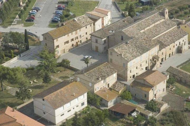 Double Room with Shared Bathroom in Montelupone, Adriaküste Marken