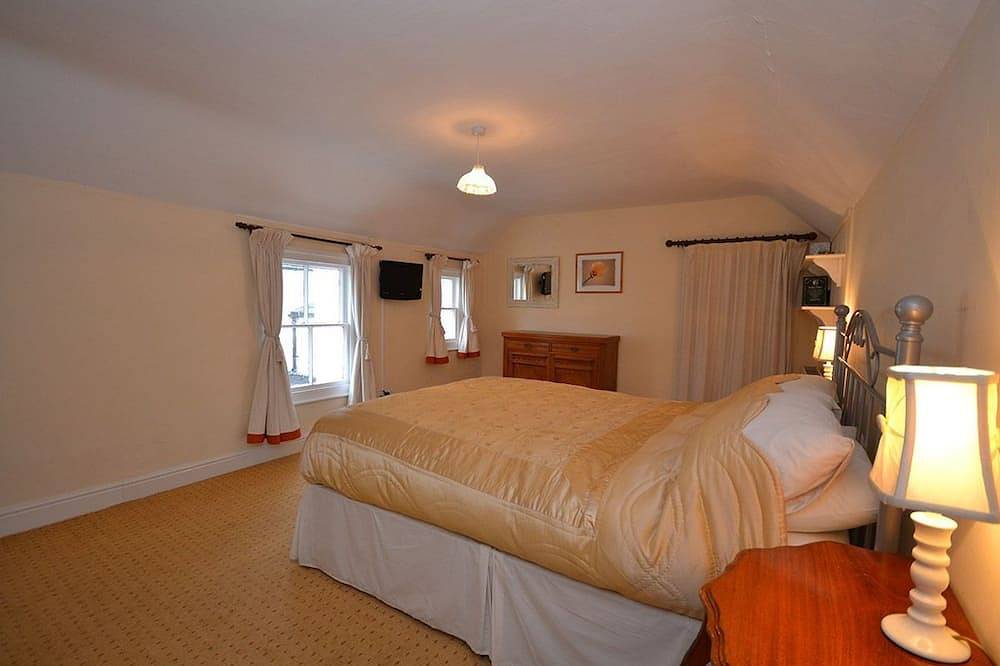 Kings House -  a town house that sleeps 12 guests  in 6 bedrooms in Beaumaris, Insel Anglesey